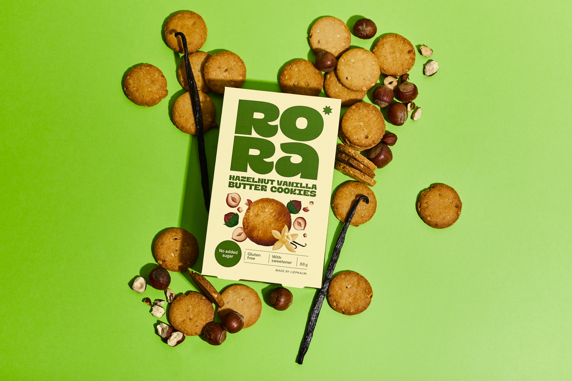 Sarapuupähkli-vanilli võiküpsised magusainega